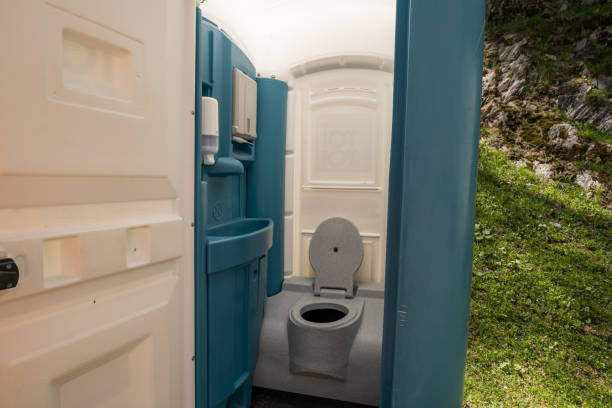Best Porta potty rental near me  in Fortuna, CA